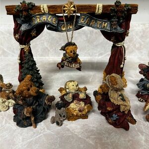 Boyds Bears The BearStone Collection Nativity series, 1, 2, 3 and 4.